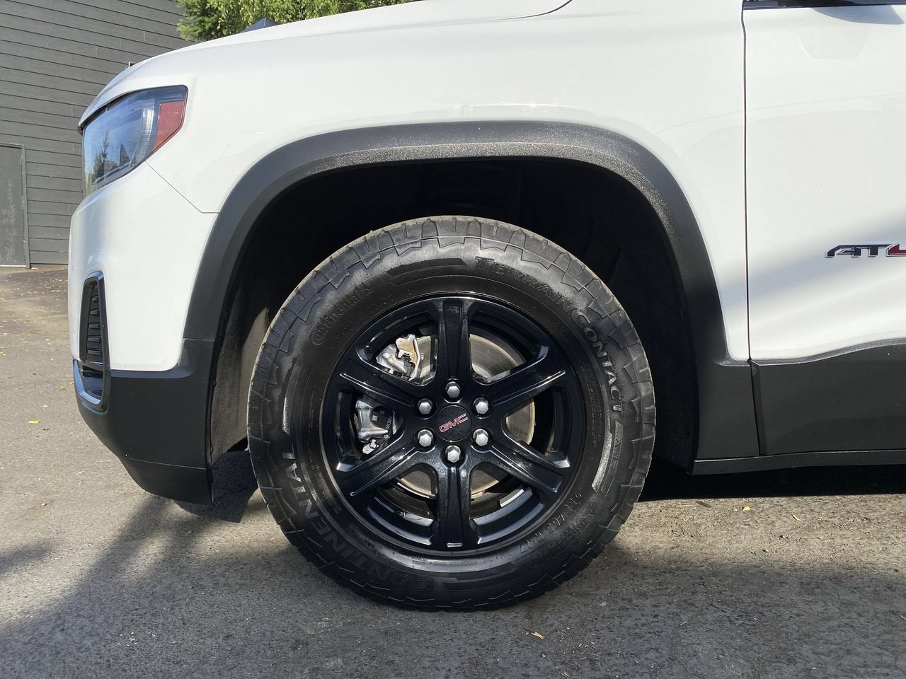 2021 GMC Acadia AT4