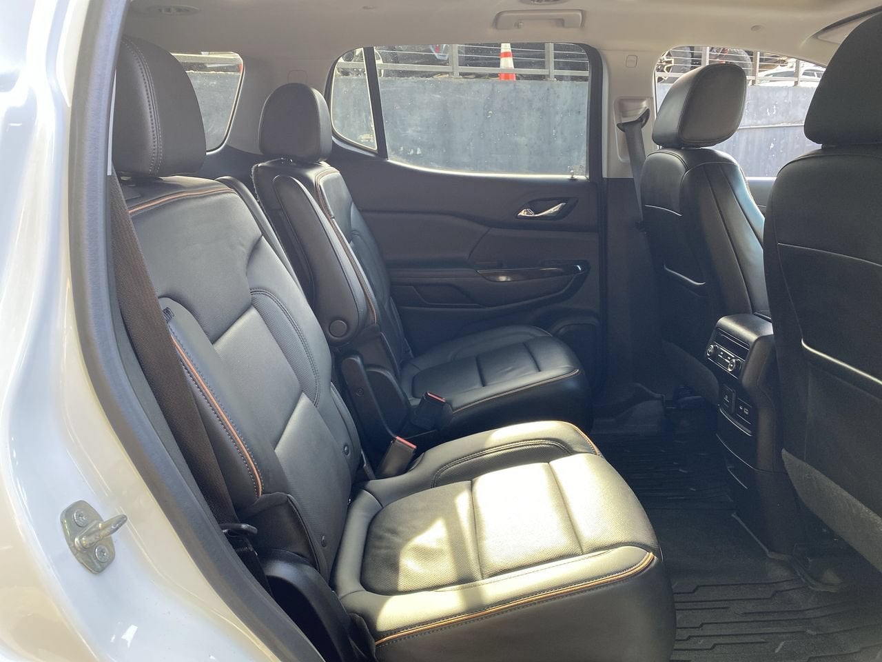 2021 GMC Acadia AT4
