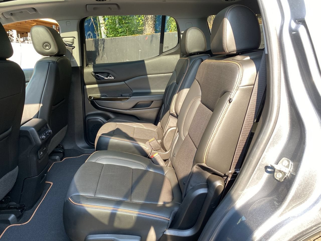 2021 GMC Acadia AT4