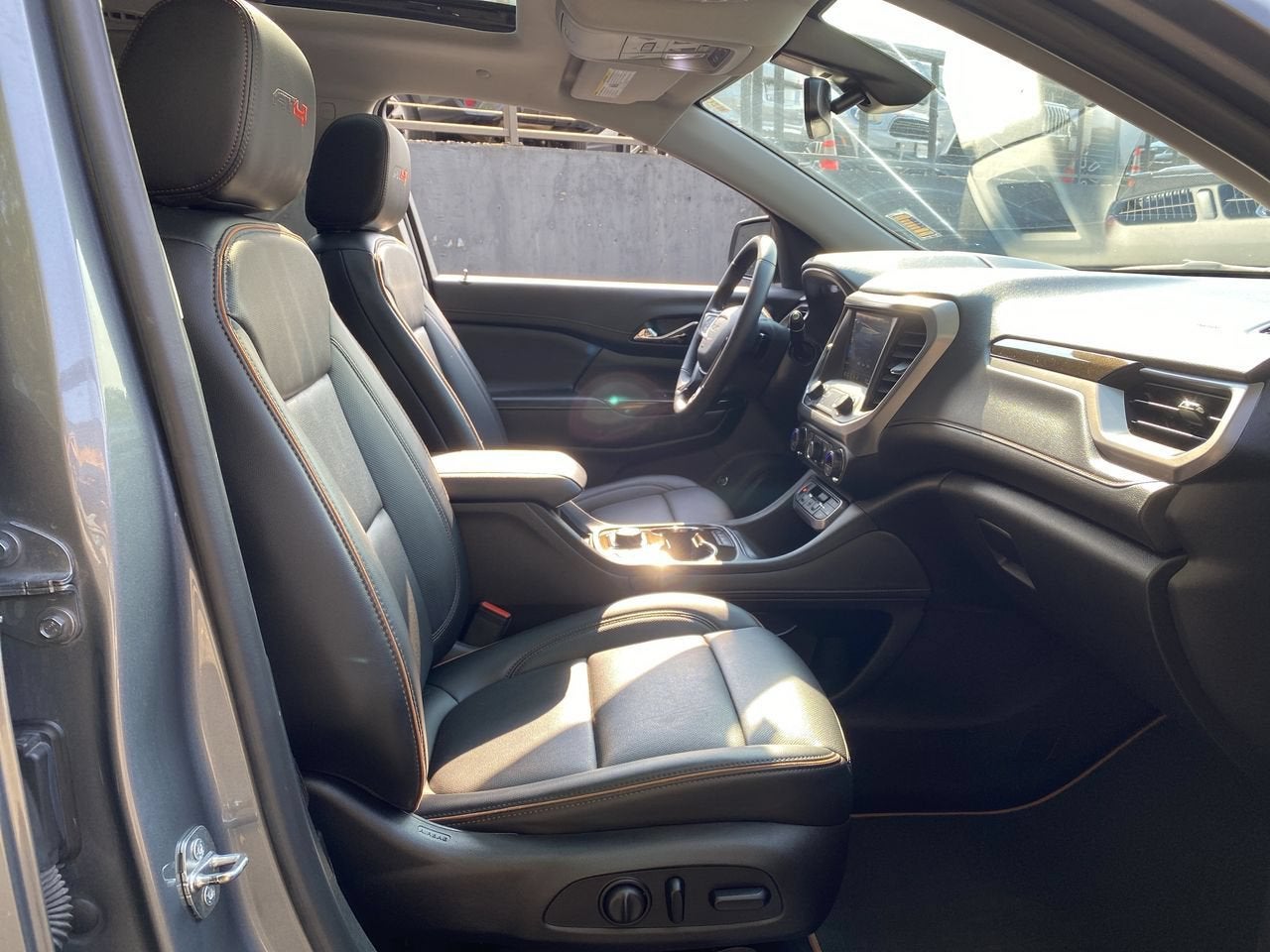 2021 GMC Acadia AT4