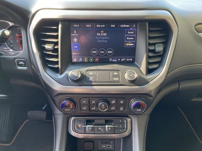 2021 GMC Acadia AT4