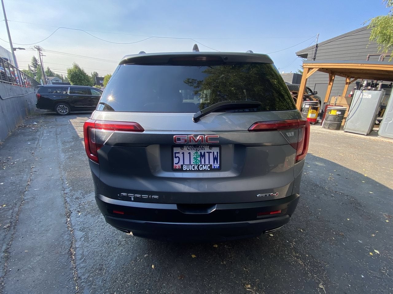 2021 GMC Acadia AT4