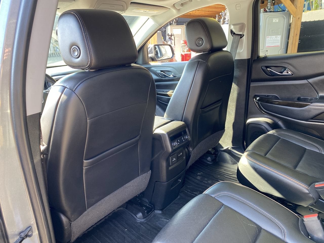 2021 GMC Acadia AT4