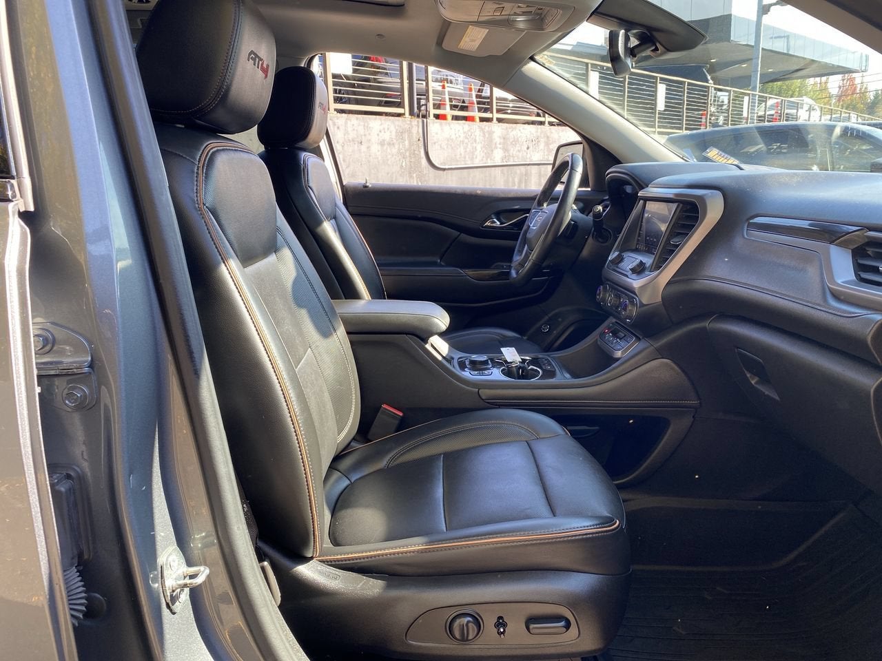 2021 GMC Acadia AT4