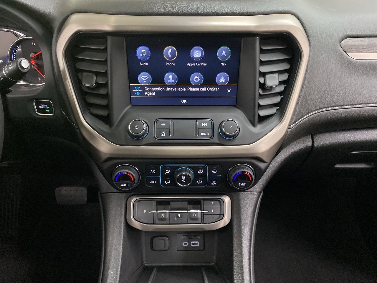 2022 GMC Acadia Denali