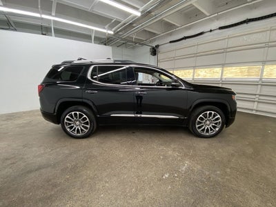 2022 GMC Acadia Denali