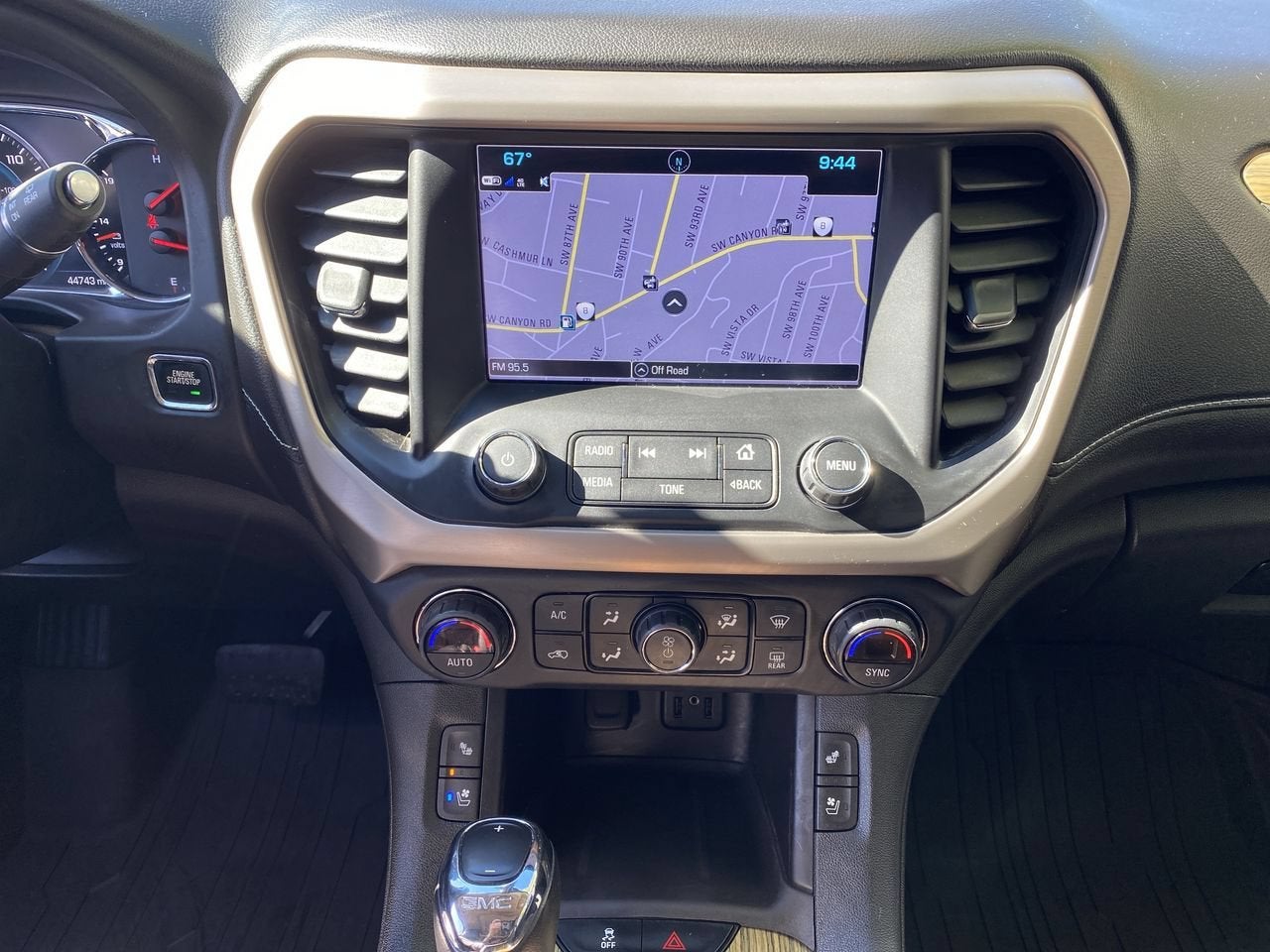 2019 GMC Acadia Denali