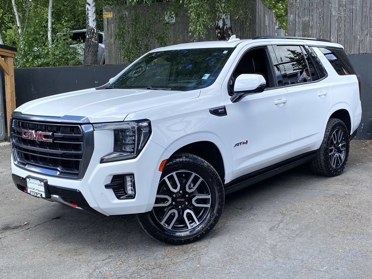 2023 GMC Yukon AT4