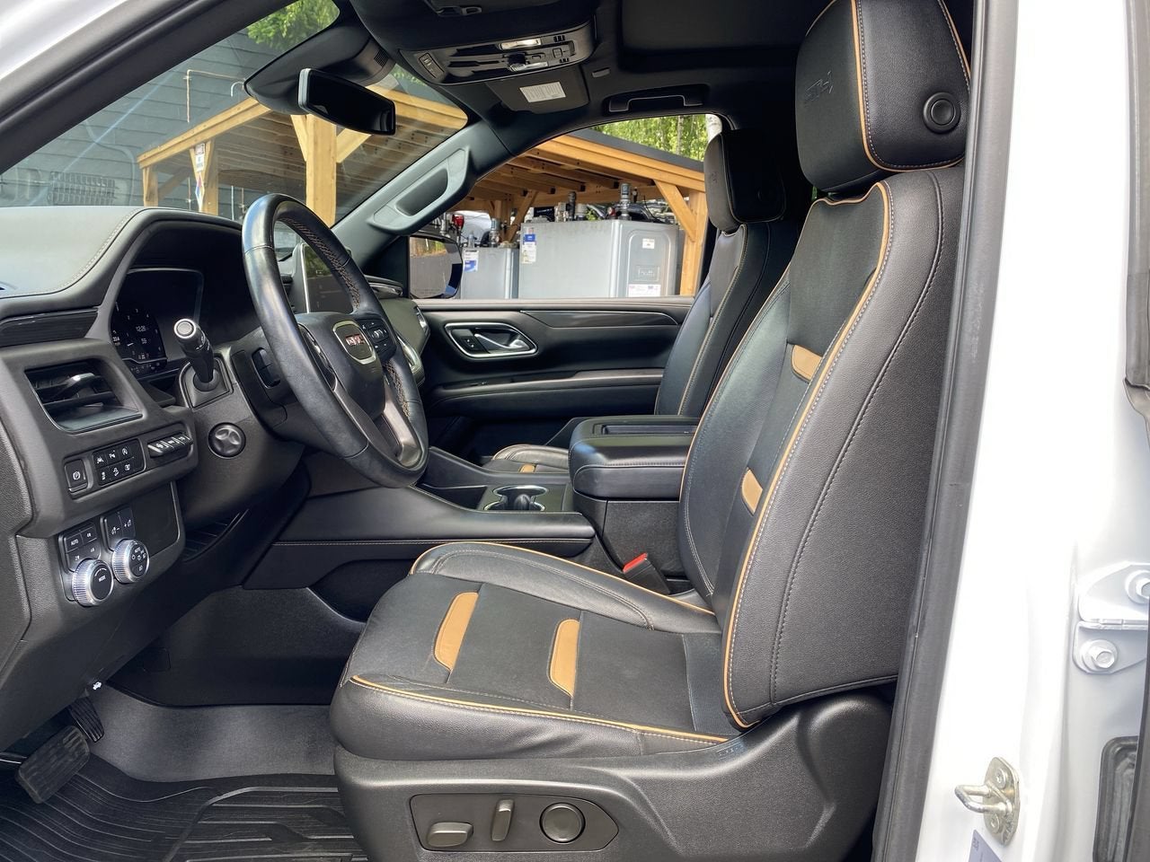 2023 GMC Yukon AT4