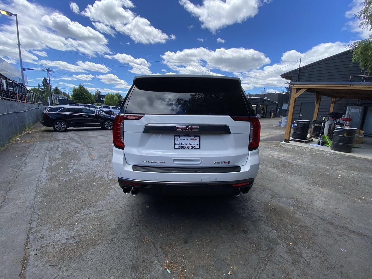 2023 GMC Yukon AT4
