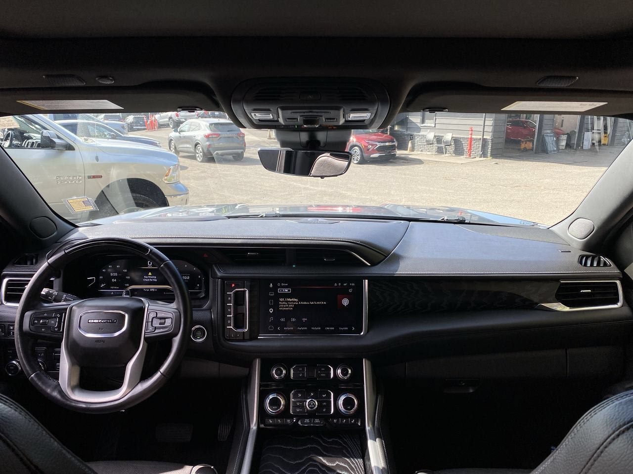 2023 GMC Yukon Denali