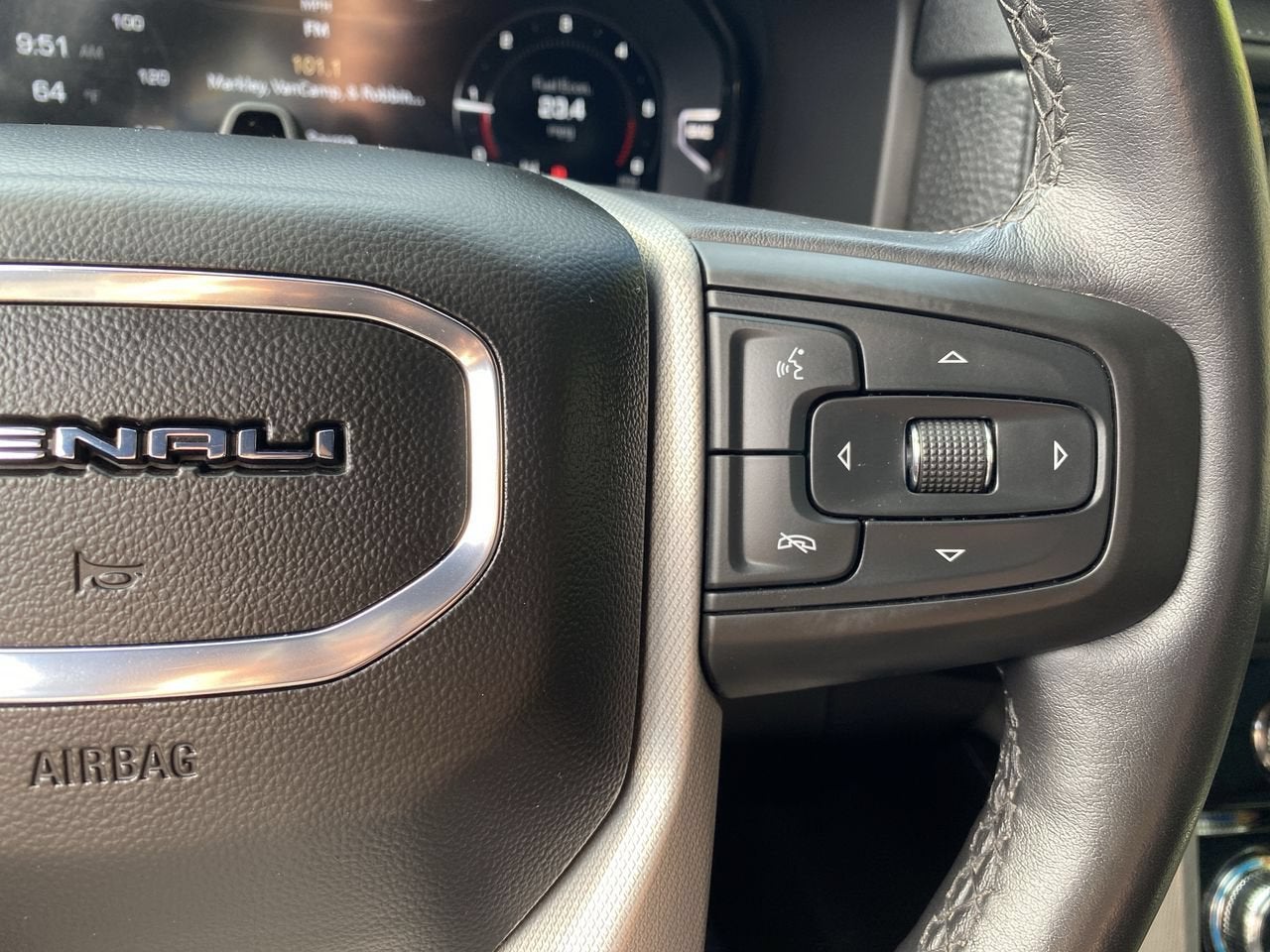 2023 GMC Yukon Denali