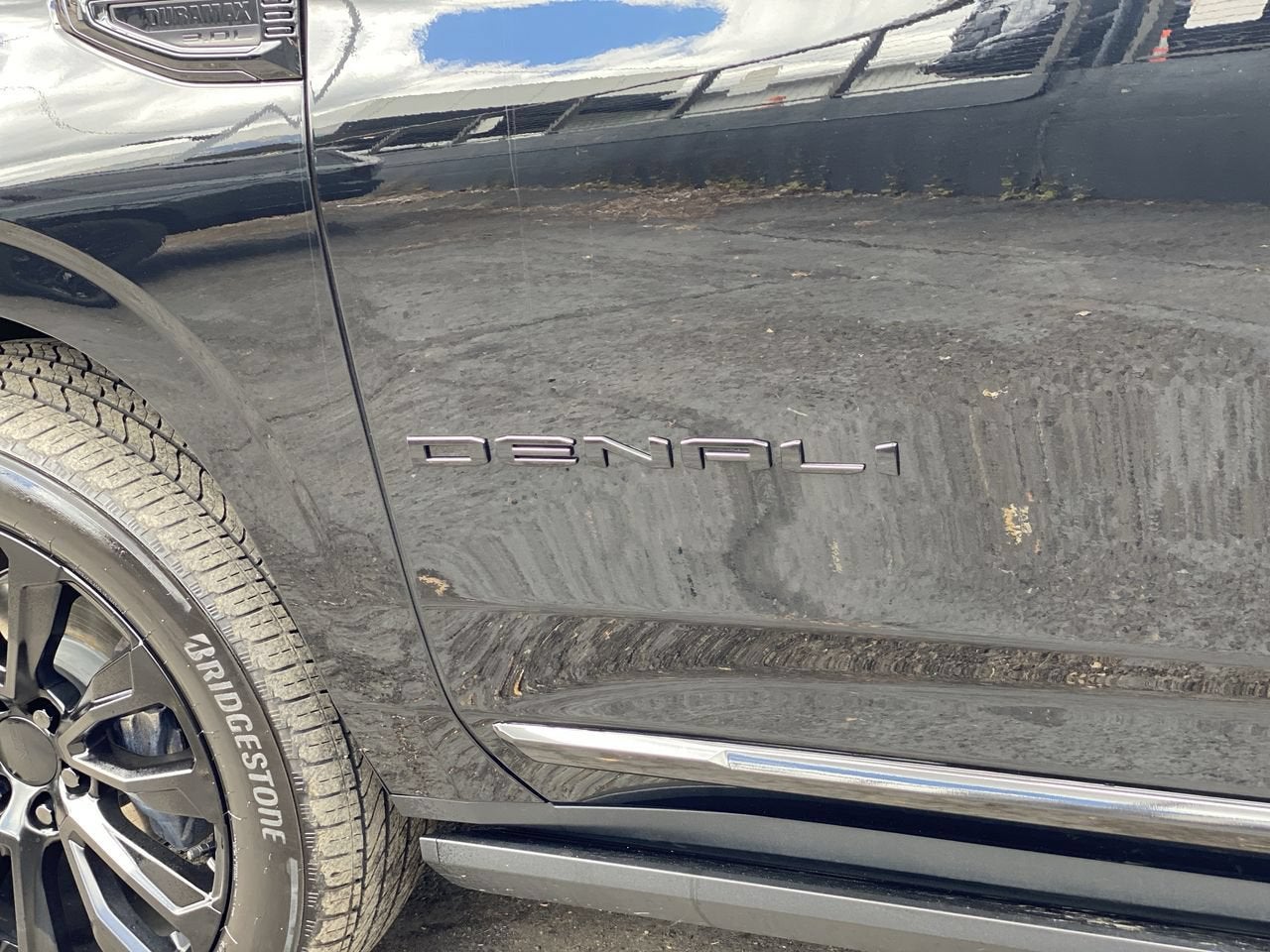 2024 GMC Yukon Denali