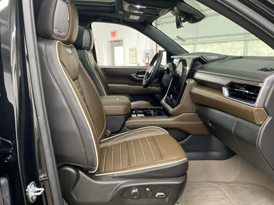 2025 GMC Yukon Denali Ultimate