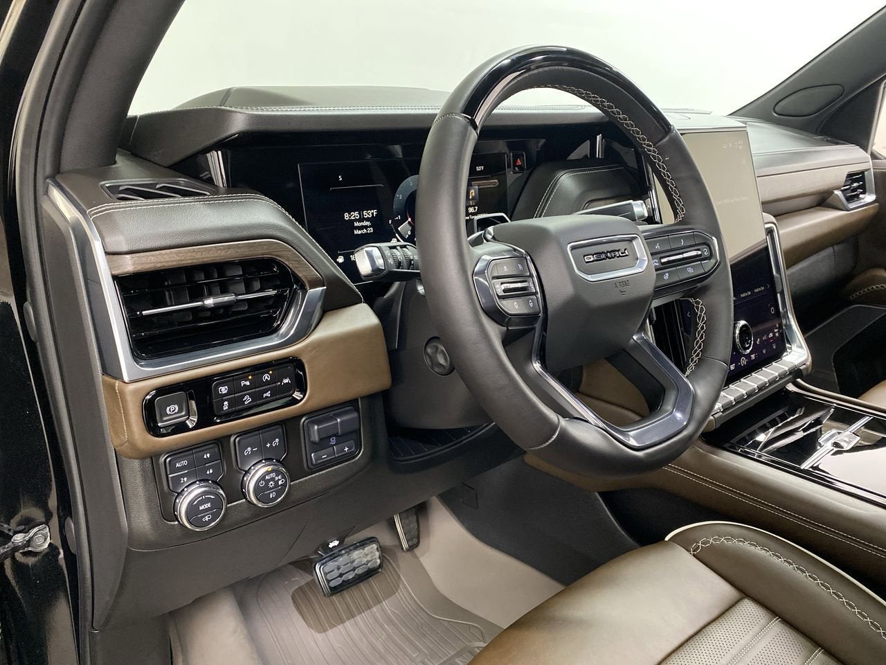 2025 GMC Yukon Denali Ultimate