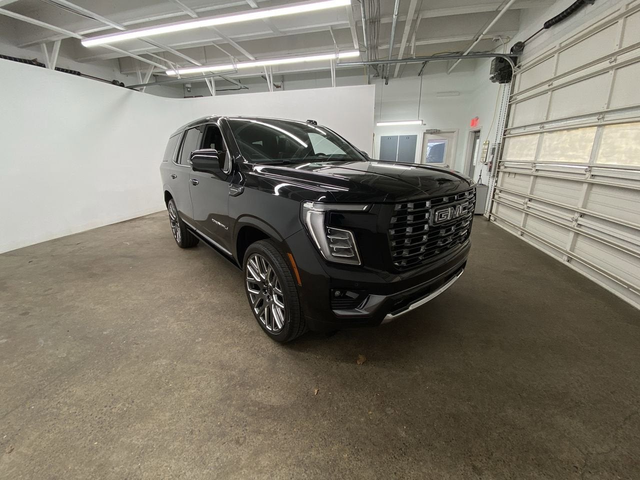 2025 GMC Yukon Denali Ultimate