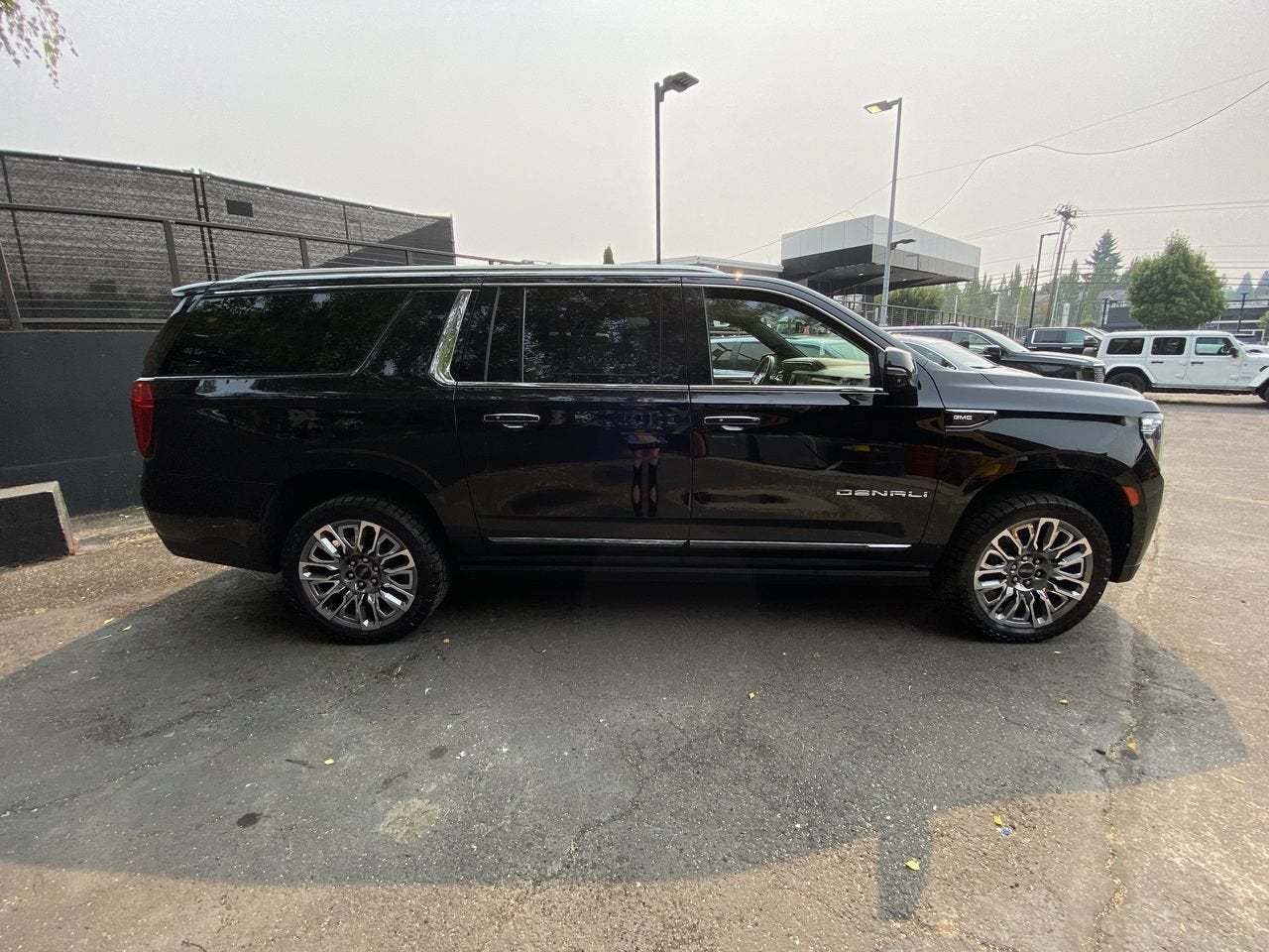 2023 GMC Yukon XL Denali Ultimate