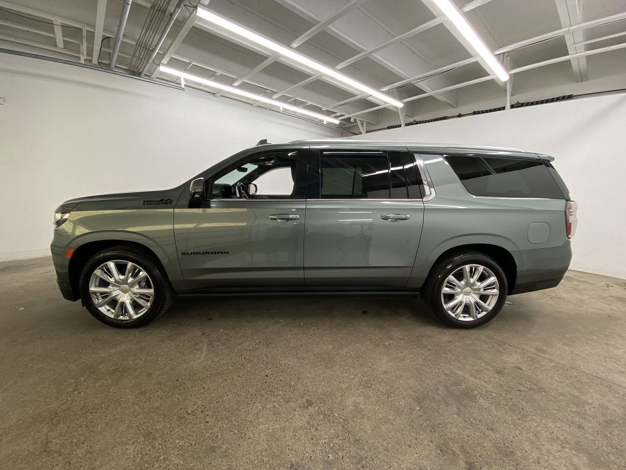 2024 Chevrolet Suburban High Country