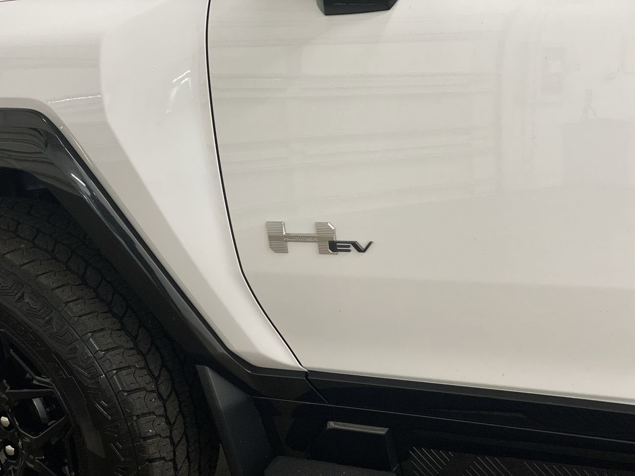 2024 GMC HUMMER EV Pickup 2X