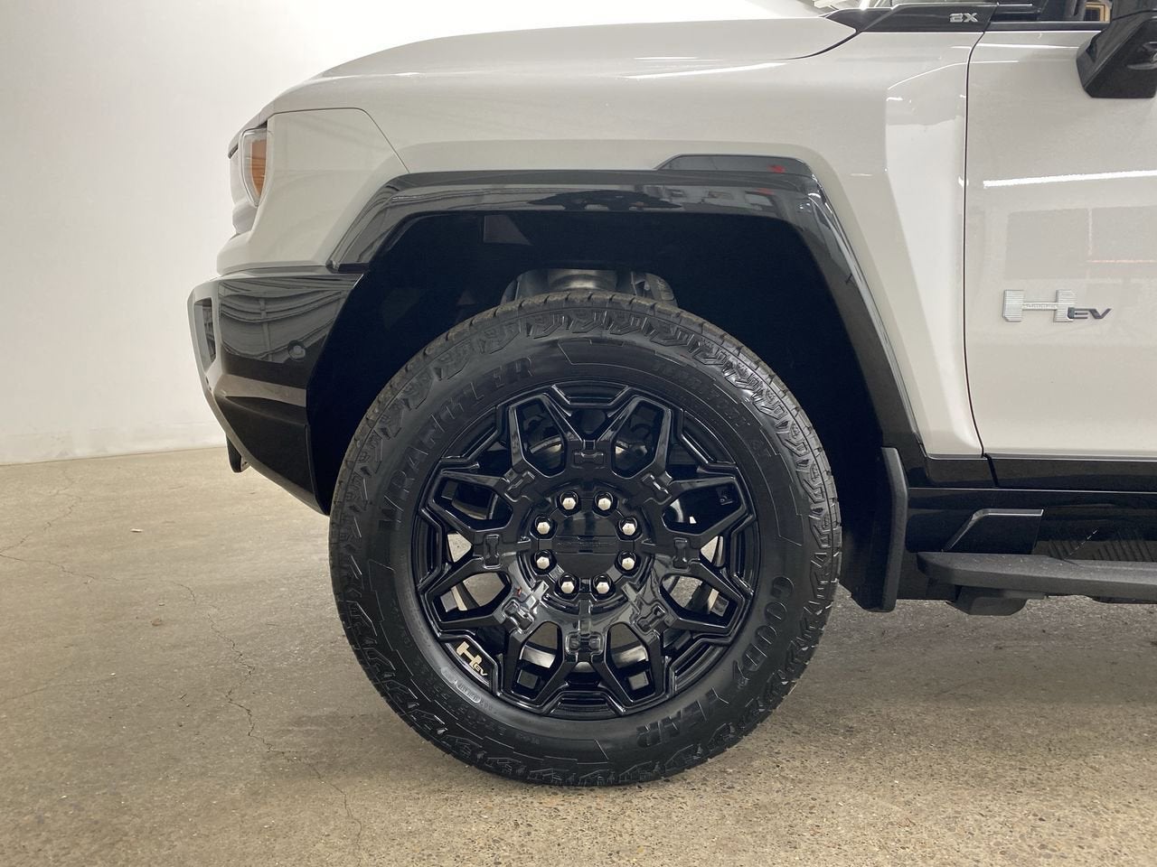 2024 GMC HUMMER EV Pickup 2X