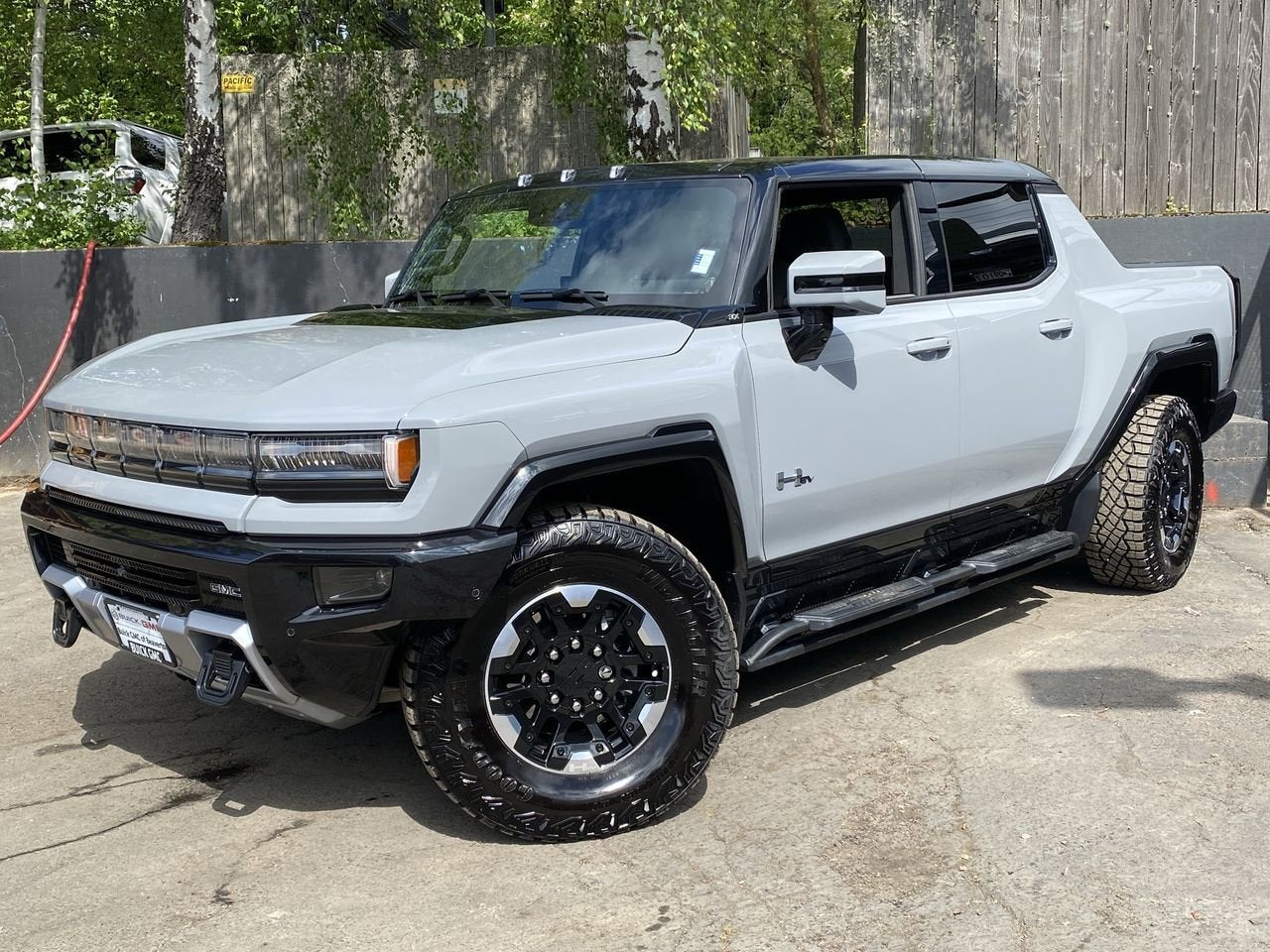 2025 GMC Hummer EV 3X's photo