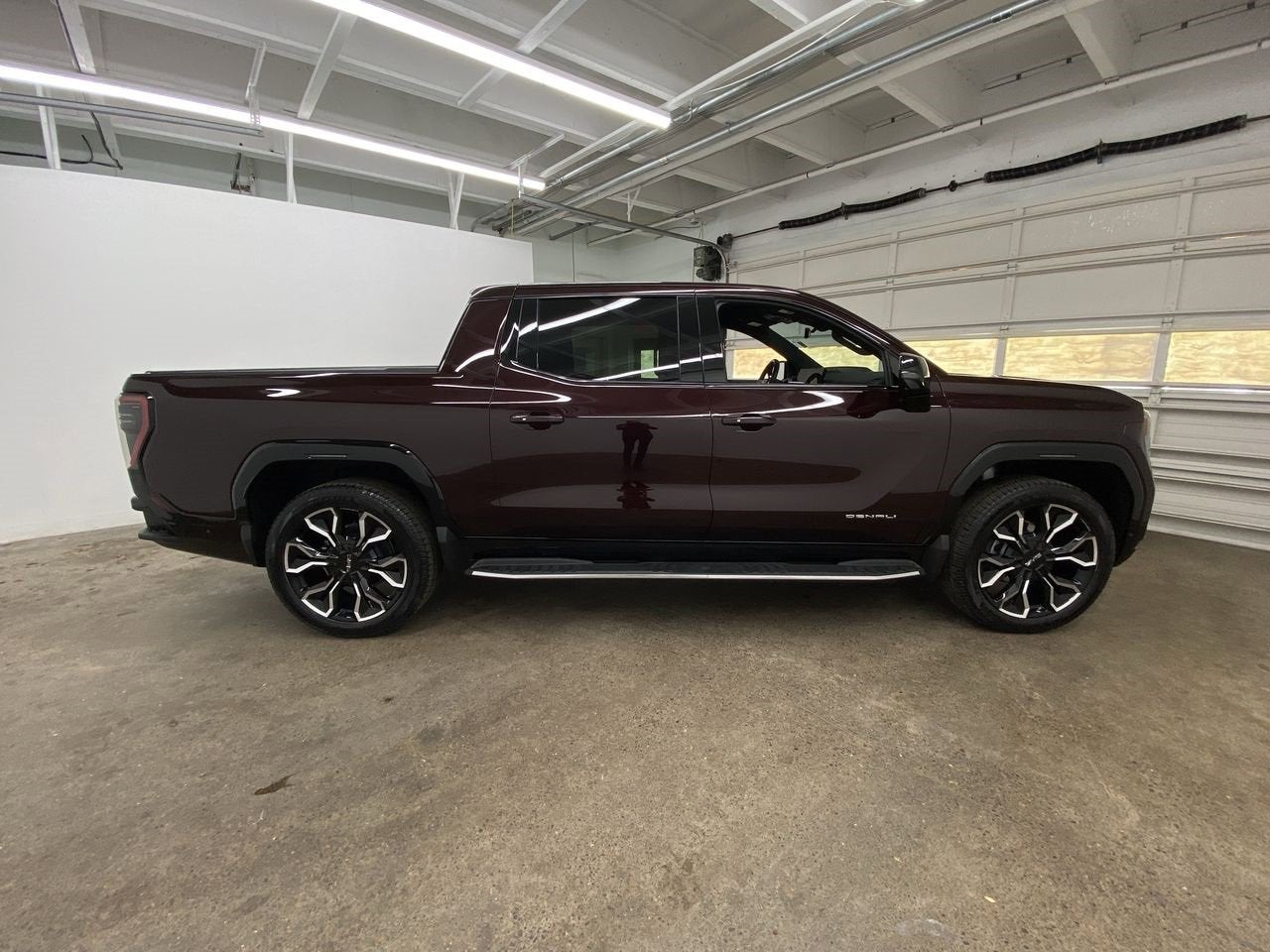 2025 GMC Sierra EV Extended Range Denali