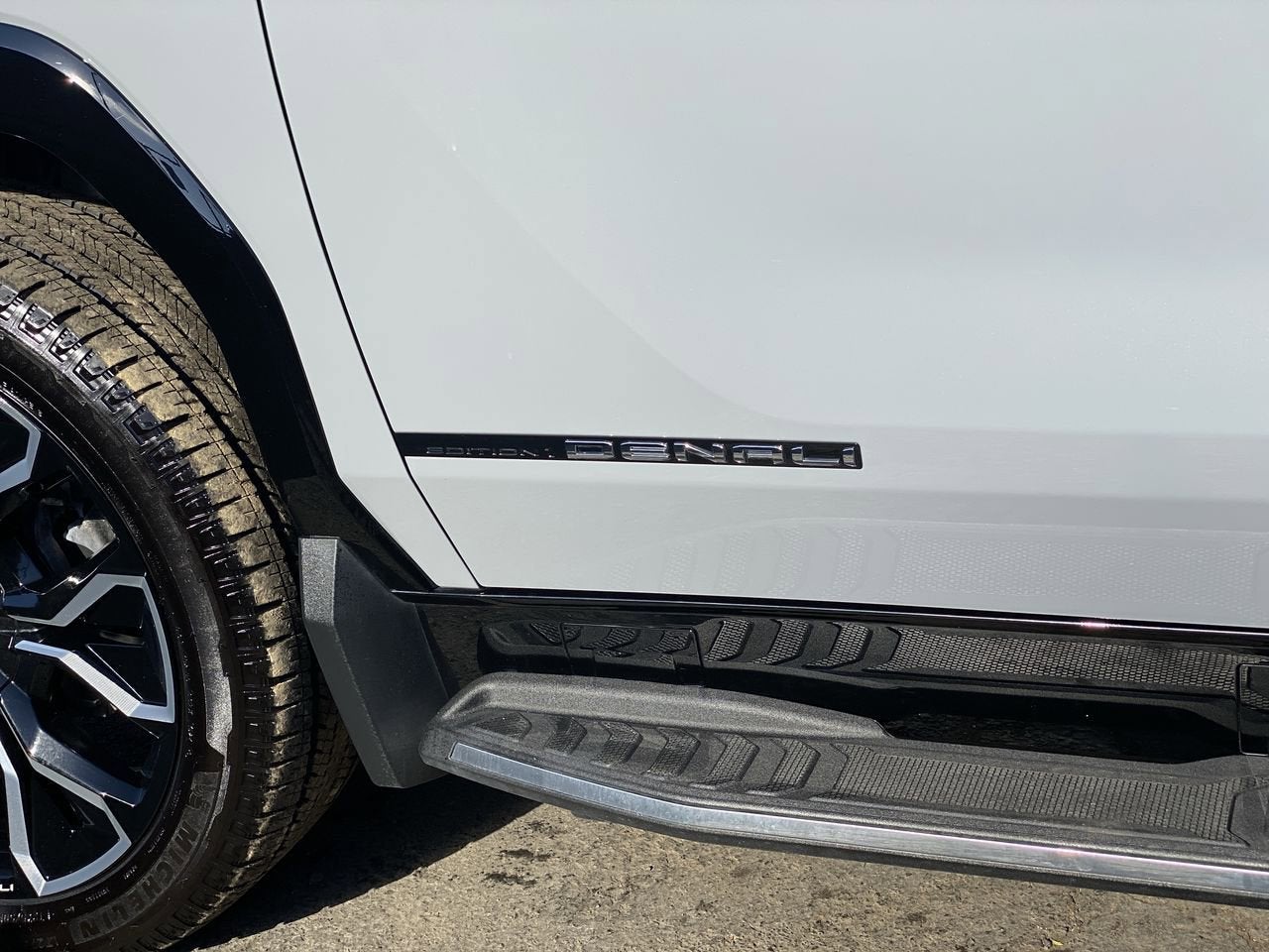 2024 GMC Sierra EV Denali Edition 1