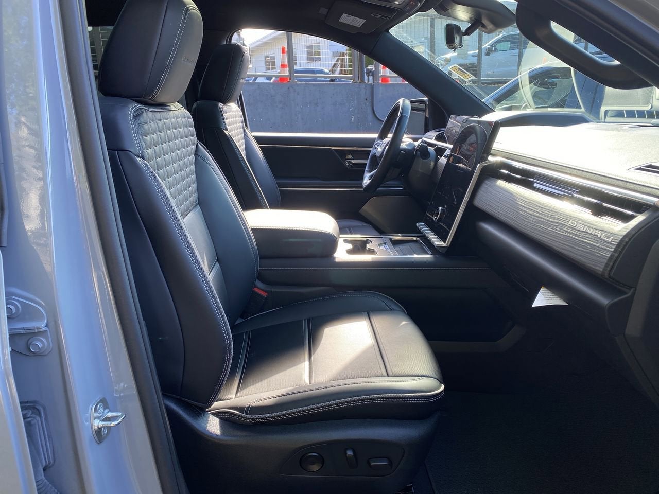 2024 GMC Sierra EV Denali Edition 1