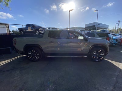 2024 GMC Sierra EV Denali Edition 1