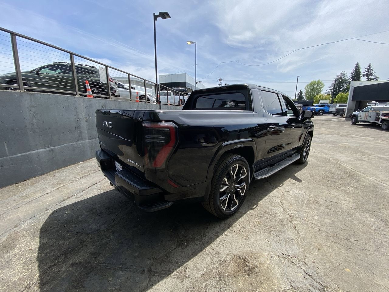 2025 GMC Sierra EV Max Range Denali