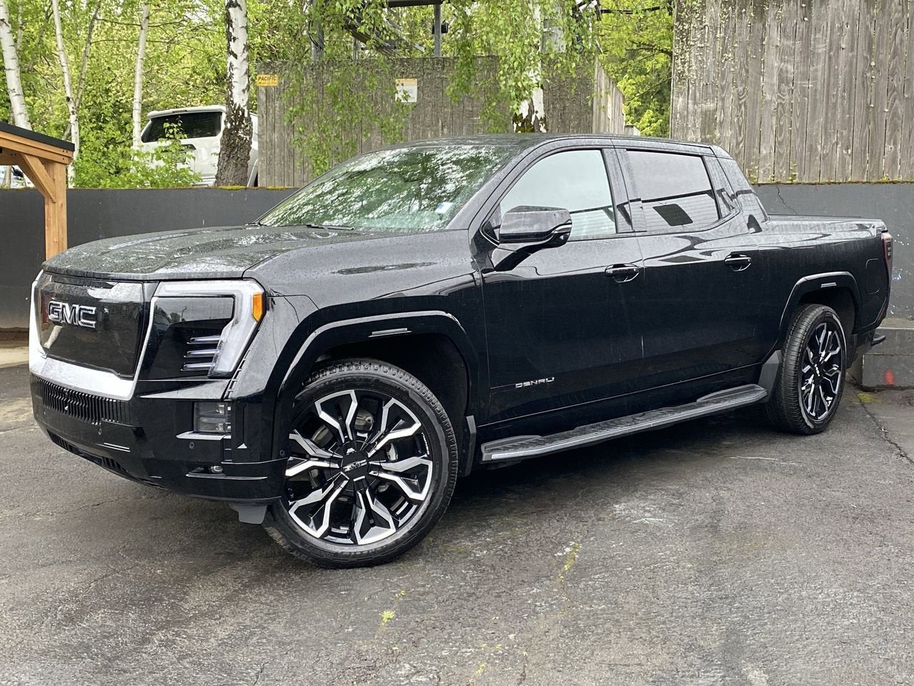 2025 GMC Sierra EV Max Range Denali
