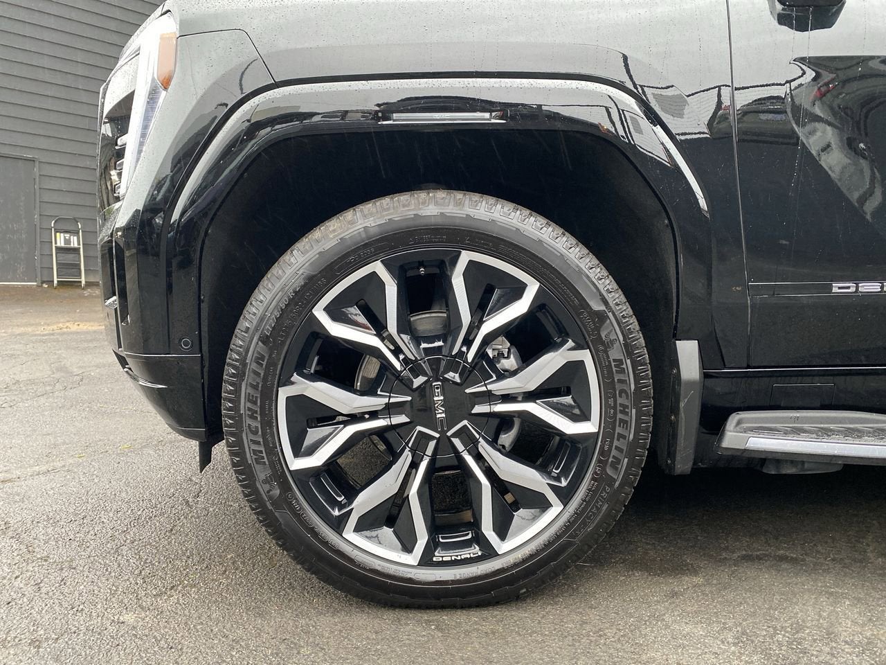 2025 GMC Sierra EV Max Range Denali