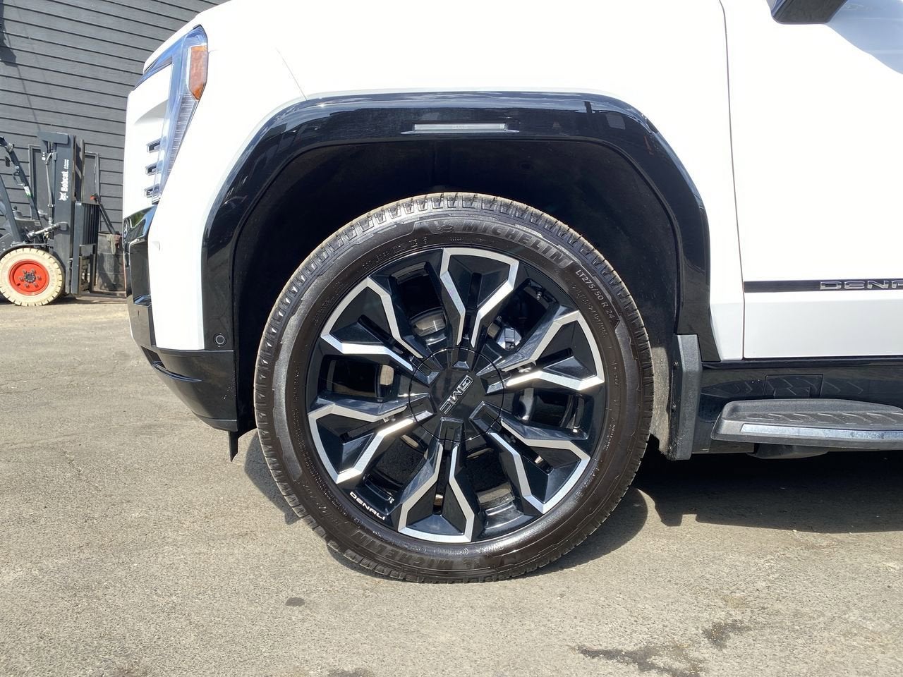2025 GMC Sierra EV Max Range Denali