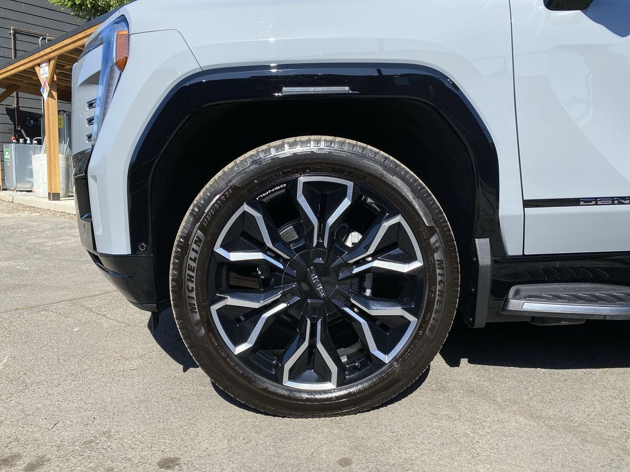 2025 GMC Sierra EV Max Range Denali