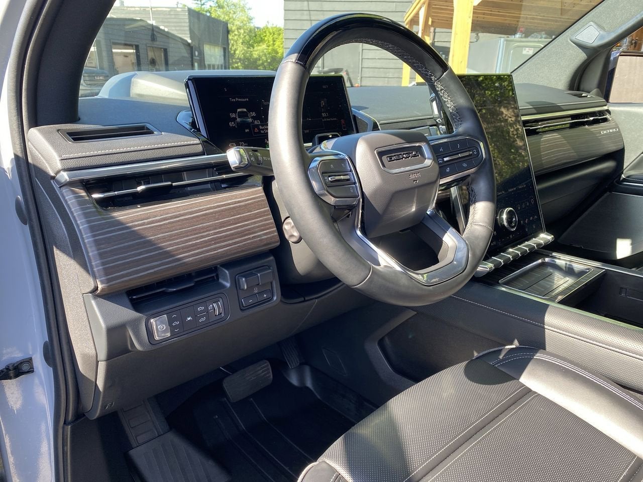 Used 2025 GMC Sierra EV Denali with VIN 1GT40LEL5SU408768 for sale in Portland, OR