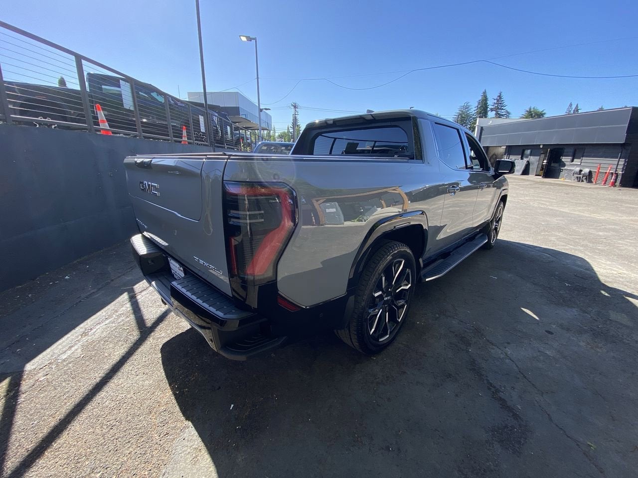 2025 GMC Sierra EV Max Range Denali