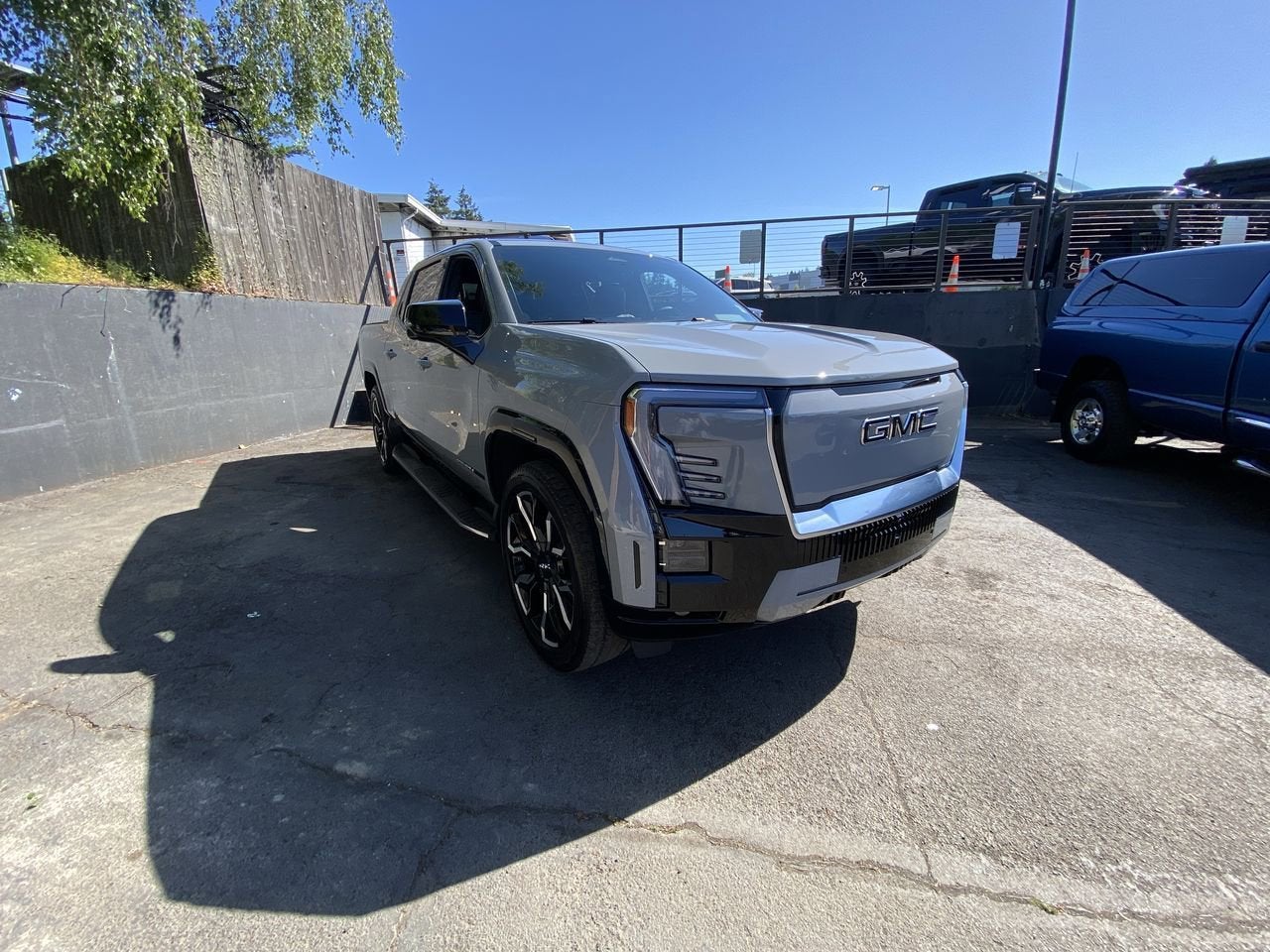 2025 GMC Sierra EV Max Range Denali