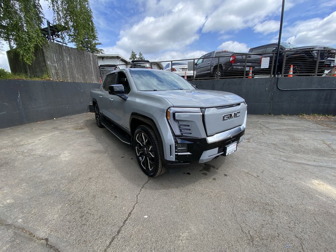 2025 GMC Sierra EV Max Range Denali