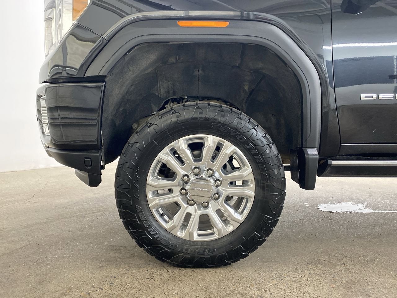 2023 GMC Sierra 2500 HD Denali