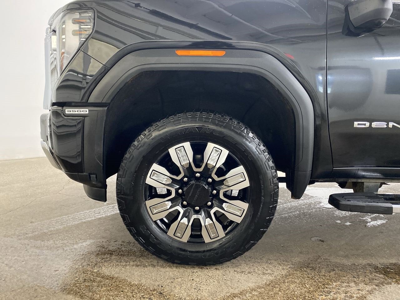 2024 GMC Sierra 3500 HD Denali