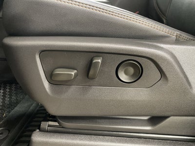 2025 GMC Sierra 3500 HD AT4