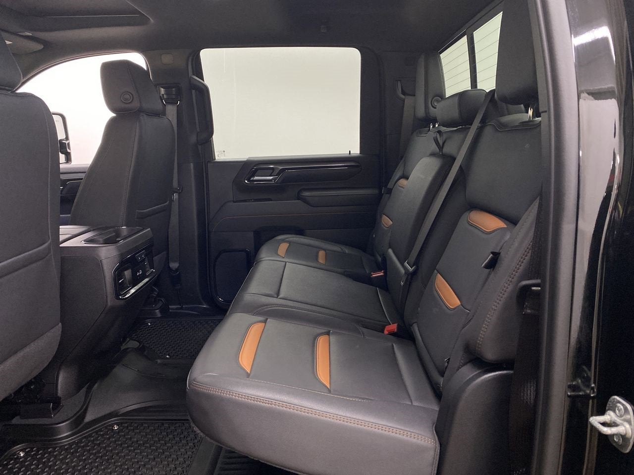 2025 GMC Sierra 3500 HD AT4