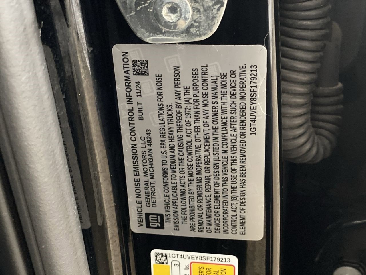 2025 GMC Sierra 3500 HD AT4