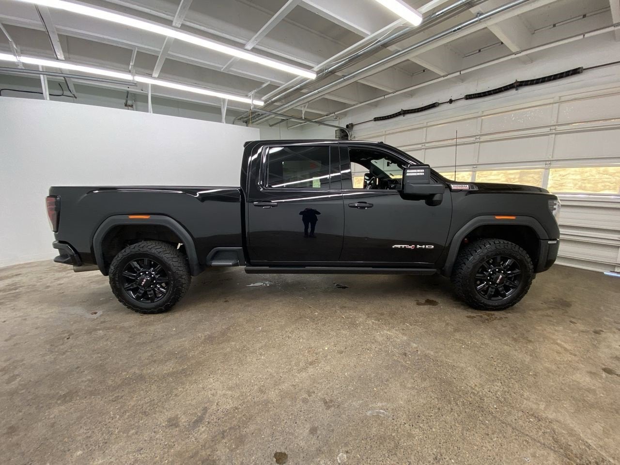 2025 GMC Sierra 3500 HD AT4