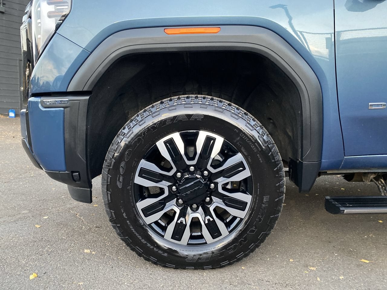 2025 GMC Sierra 3500 HD Denali Ultimate