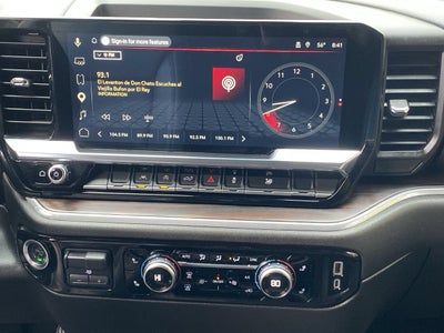 2025 GMC Sierra 1500 SLT