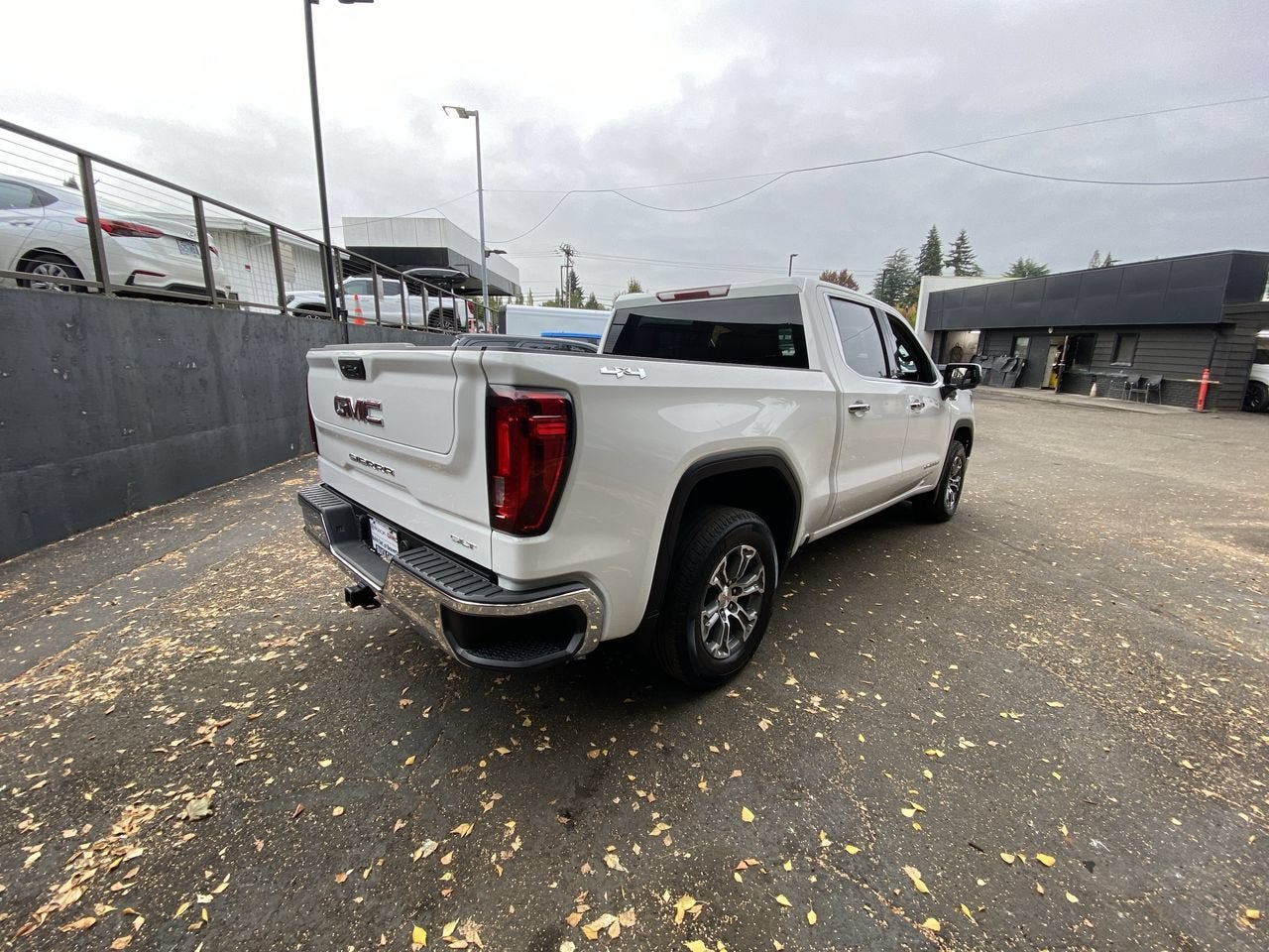 2025 GMC Sierra 1500 SLT
