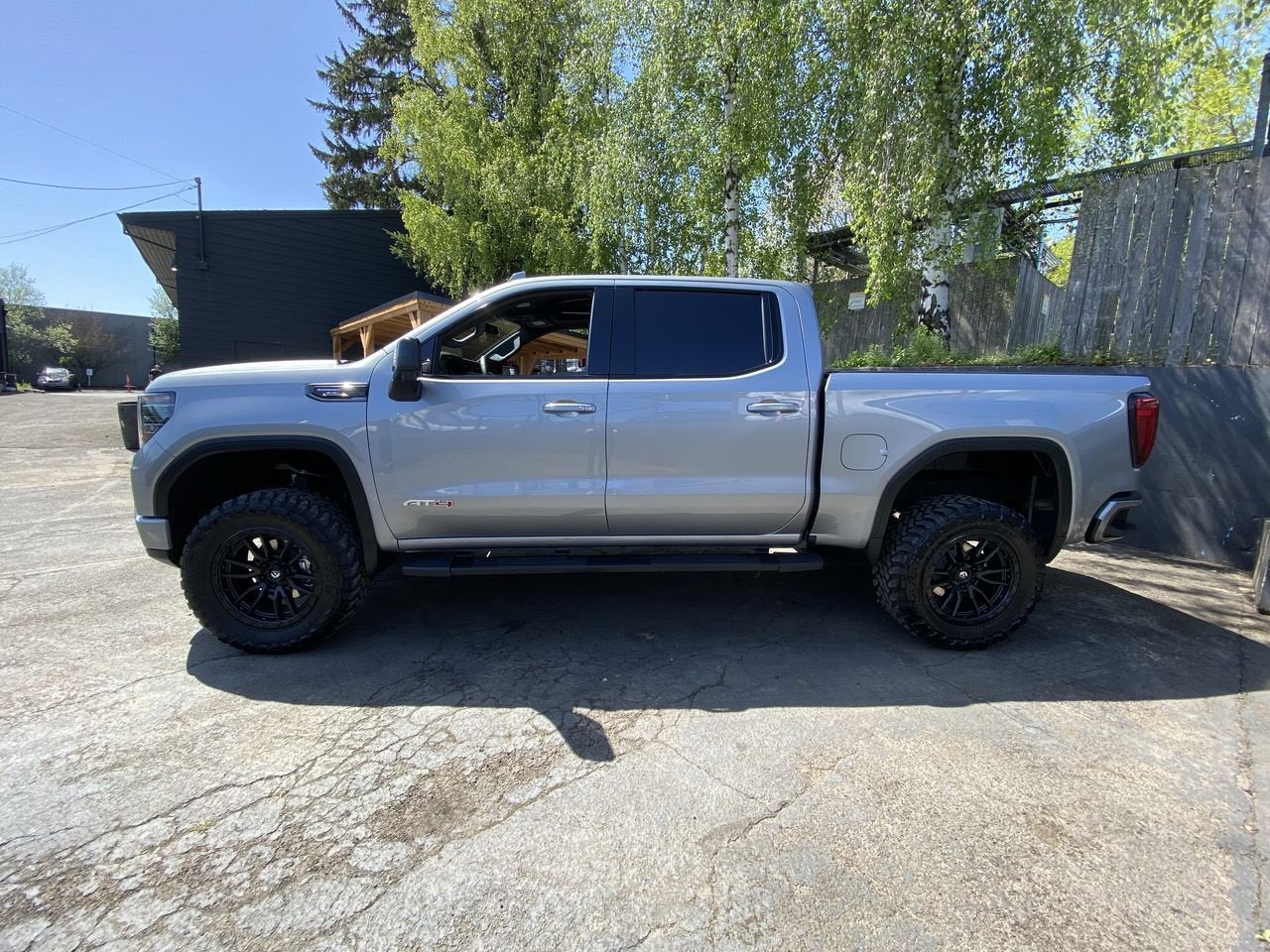 2024 GMC Sierra 1500 AT4