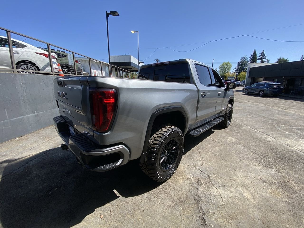 2024 GMC Sierra 1500 AT4