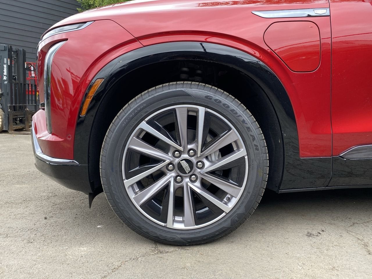 2026 Cadillac VISTIQ Sport